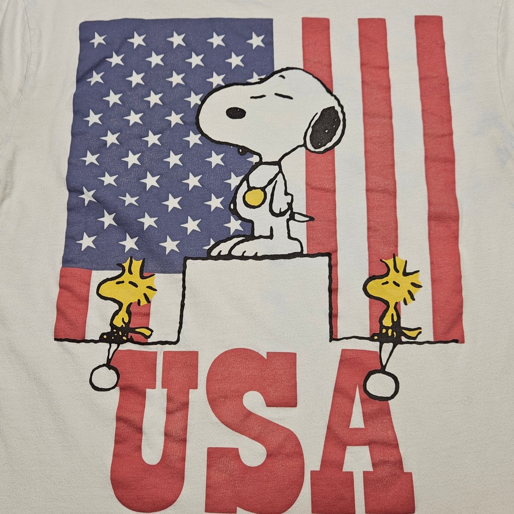 Hollister Snoopy USA Olympics T-Shirt Medium Cream Peanuts Graphic Tee USA Flag